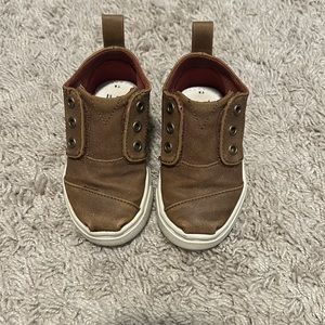 Toddler brown leather Toms